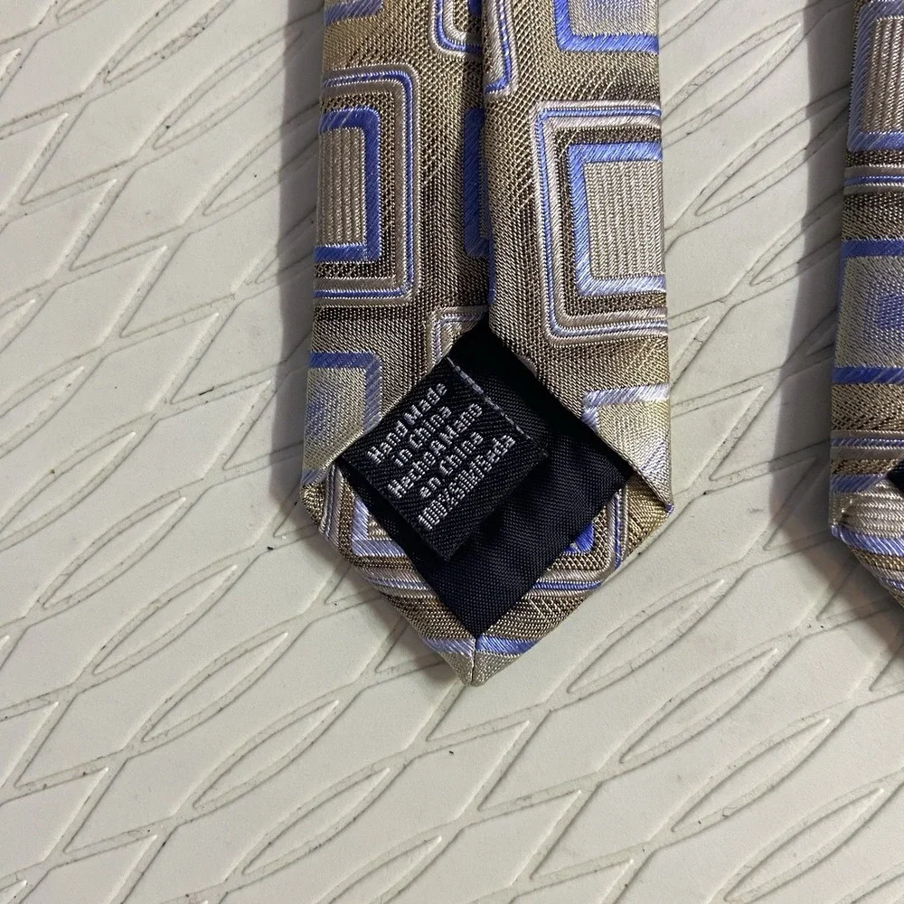 Claiborne‎ Concepts Tie Tan/Gold/Blue diamond Geometric Silk Necktie 59